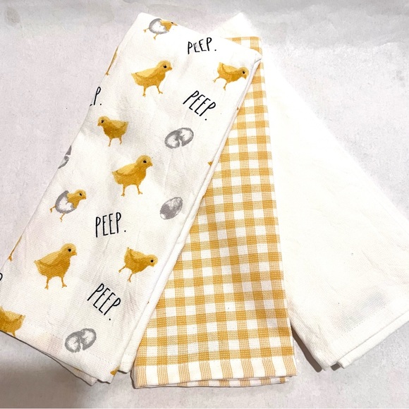 Rae Dunn Easter Peep Set of 3 Kitchen Towels - Picture 2 of 9